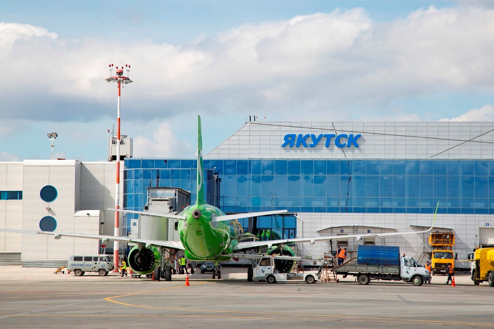 Yakutsk airport 2710 3
